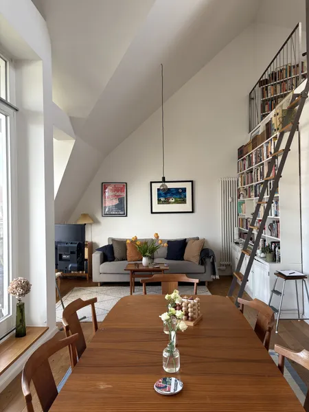 Takeover sunny modern loft apartment in Helmholtzkiez — photo 1